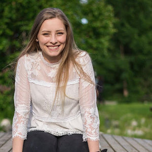 Meet your Posher, Pearl